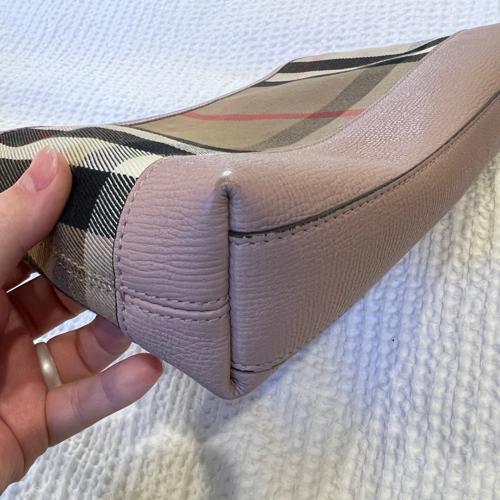 Burberry Abingdon Crossbody Bag - Picture 4 of 10